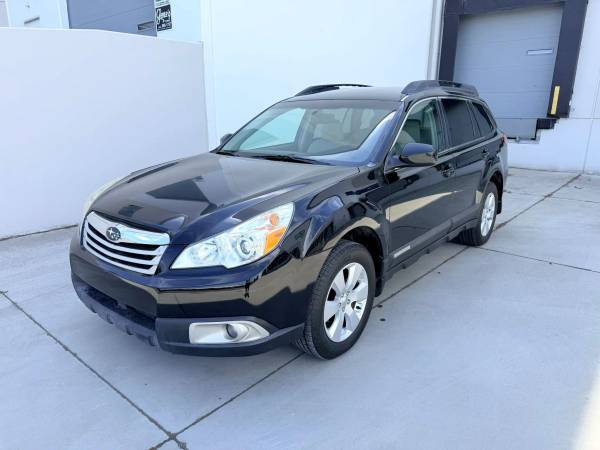 2010 Subaru Outback 1