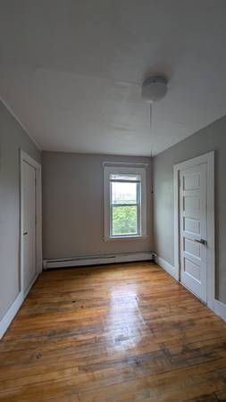 $1300.00 / 2br - Newly Renovated 2 Bedroom Available in Berlin, NH!63931654471810122