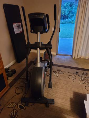 Like new Elliptical trainer 1