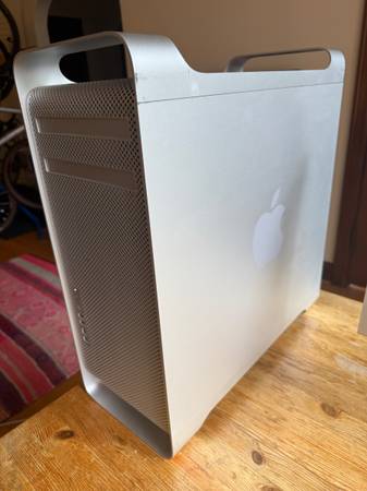 Macデスクトップ Mac Pro (Early 2009) apple-history.com / Mac Pro (Early 2009, Single CPU)