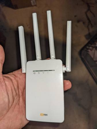 Wireless mini router-repeater-extender 1