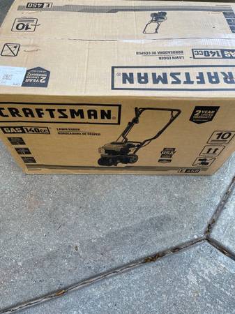 CRAFTSMAN 9 pulgadas, cortacésped manual de gasolina, detrás del empuje - ¡Nuevo a estrenar! - $290 (Stockbridge)63469931653633124