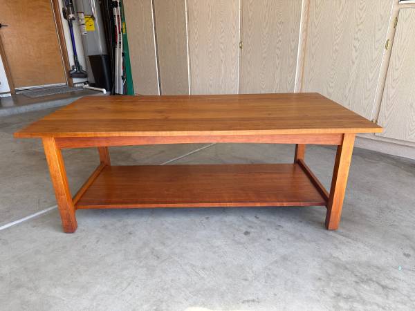 Solid Wood Two Tier Coffee Table, Like New 1