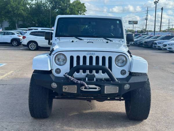 2014 Jeep Wrangler Unlimited Rubicon - In House Finance! Easy Process - $16,900 (Houston)63488046487939122