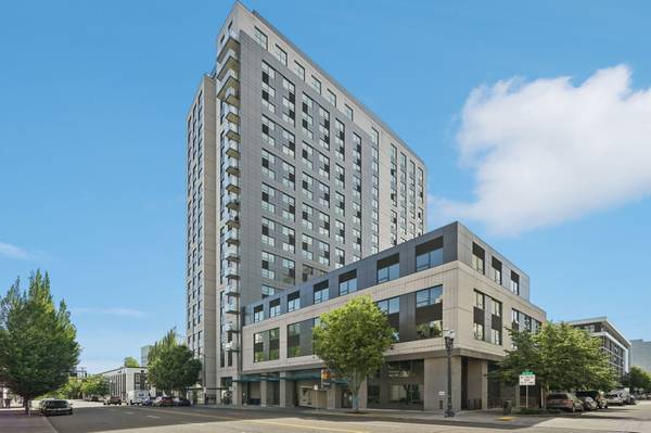 19th Floor Aster Tower Studio AVAILABLE ! 1