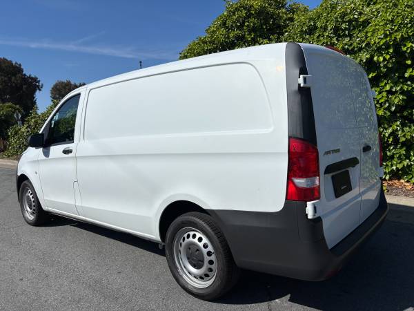 2017 MERCEDES BENZ METRIS CARGO VAN 4CYL GAS SAVER NO WINDOW CLEAN - $16,995 (DRIVE A LITTLE SAVE A LOT IN SAN JOSE! WE FINANCE BAD CREDIT)63654703558915124