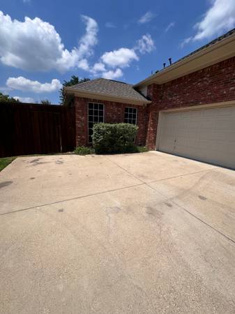 $900 / 1br - 140ft2 - Furnished bedroom with private entrance and own bath in Murphy Texas (Murphy)63796578406147120