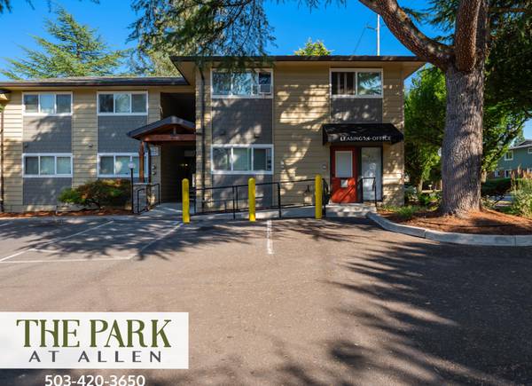 $1,895 / 3br - Close to MAX, Restaurants on Southwest Hall Blvd - See Our 3 Bed (Beaverton)64039060299011120