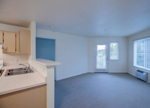 Washers, Elevator Access, Dryers 1