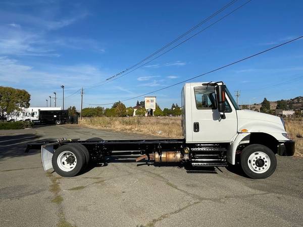 2018 INTL 4300 LOW PROFILE 19.5, AIR RIDE, CUMMINS **MAKE ME A TOW TRU - $27,500 (SAN FRANCISCO)63470595370497123