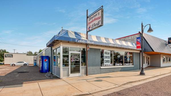 $379,900 / 3600ft2 - 909 W Main Street, Cameron, WI 54822 (Cameron, WI)63655162673921120