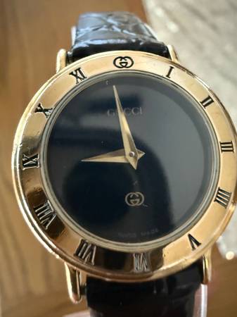 1990’s Gucci 3000L Swiss Made Quartz Women's Wrist Watch 1