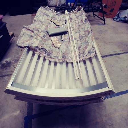 Wolff System, Tanning bed 1