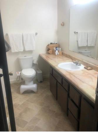 $700 / 2br - Room for rent in Kennewick near Fred Mayer (Kennewick)63879023017857123