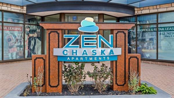 $1,655 / 2br - 1010ft2 - Elevator, Stainless Steel Appliances, Hardwood Flooring (110 E 1st St, Chaska, MN)63666914346497120