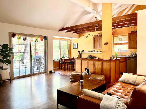 Austin Oasis 1