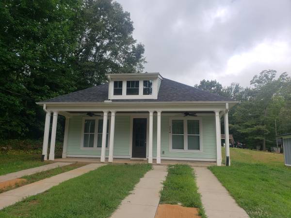 $1,795 / 3br - 214 Forest Drive (Travelers Rest)63783789340291120