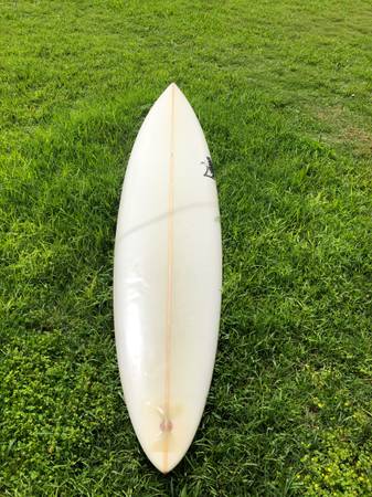 Woolley surfboard.  8' 8"  x  21"  x 3" 1