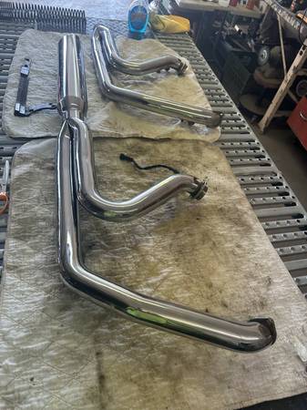 D&D Fat cat exhaust off 2009 Dyna 1