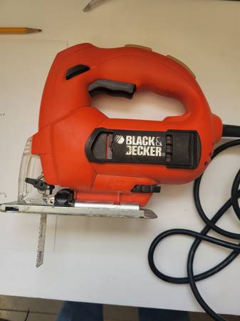 Black and decker saw 1