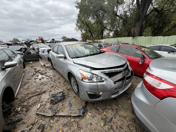 ✨2015 Nissan  Altima - PARTING OUT - C-10 - STK# F33550✨ 1