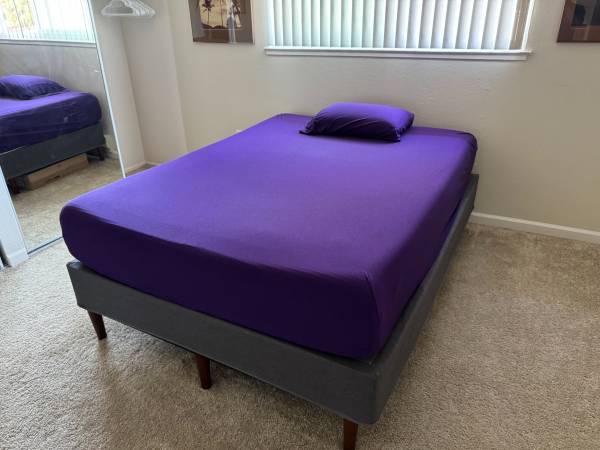 Purple Hybrid Mattress with Foundation - Queen 1