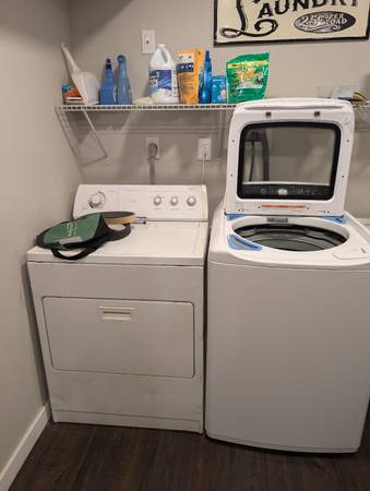 $800 Habitación amueblada en Magna (Magna)63671040781825121