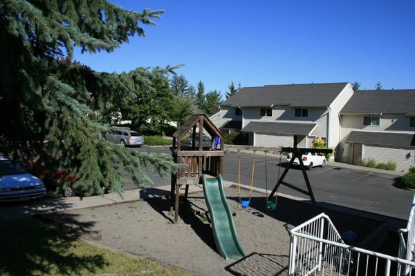 $1 / 2br - 850ft2 - LOW INCOME ***TWO BEDROOM TOWNHOUSES WILL BE AVAILABLE SOON!*** (MOSCOW)63980820786051123