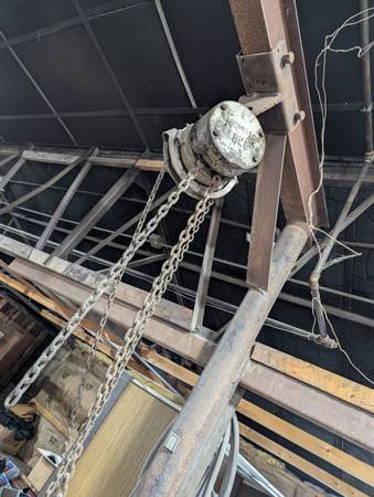 Harrington Peebles chain hoist 1