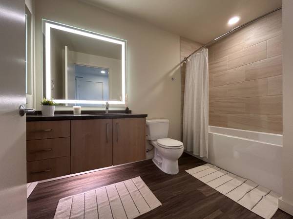 $1.597 / 401 pies² - ¡Deja que Carson se encargue de todo! 🍂 ¡Vida en estudio con balcón! (Portland)63831608732033124