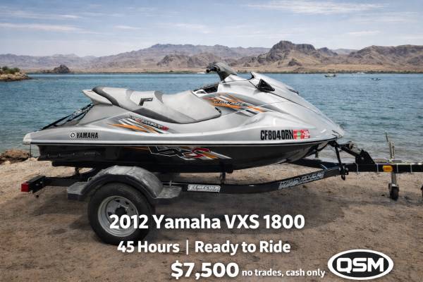 102012 Yamaha VXS 1800 1.8l wave runner, 45 hours with single trailer 1
