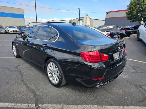2013 BMW 5 Series 528i xDrive - $12,850 (Pre-Owned Luxury)63475429292673122