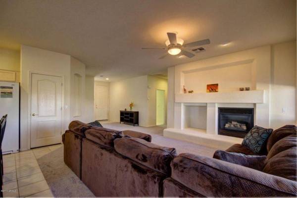 $925 / 1900ft2 - Roommate desired in Beautiful Community (Avondale)64047538478850121