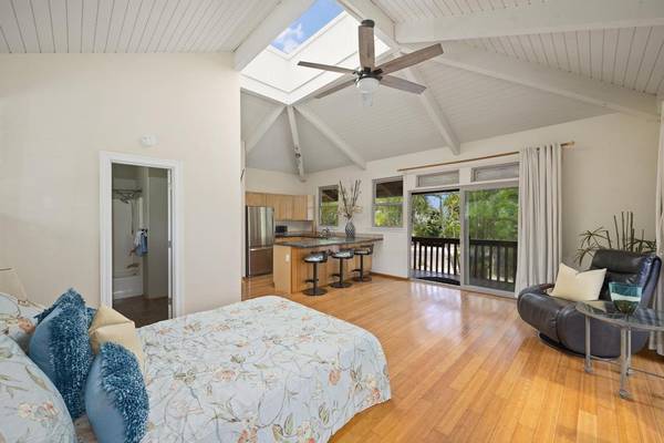 $2,400 / 500ft2 - Clean and Modern Detached Studio in Maui Meadows (Kihei)63939534929411120