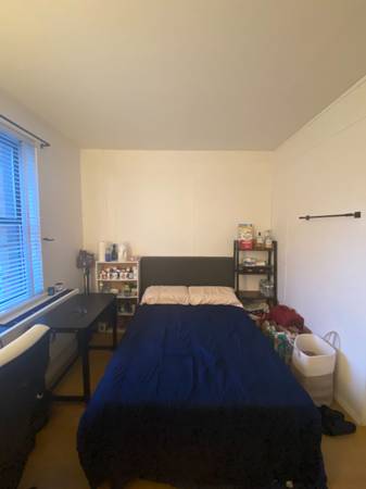 $2,400 / 3br - 110ft2 - 1 room in 3 Bed / 2 Bath in Herald Towers (Sublet) (Midtown)63912044174083123
