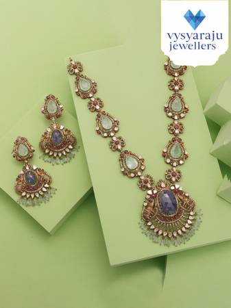 Royal Kundan Necklace with Violet Stone Pendant – Bridal Jewellery Onl 1