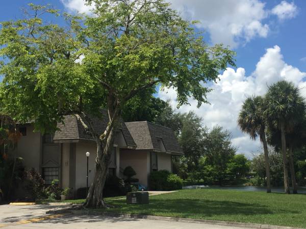 $2,150 / 2br - $2150 LARGE 2B/2B IN GRENADIER LAKES (SUNRISE)64001846548098121