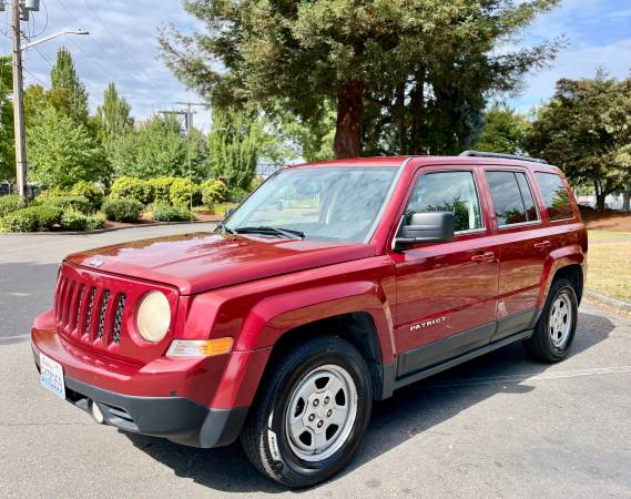 2012 Jeep Patriot Sport SUV 4D - $3,000 (Kent)63438378223233121