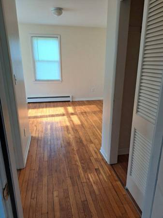 $900 / 1br - 1 Bedroom #A  Downstairs unit (West Rutland)63969738312707120