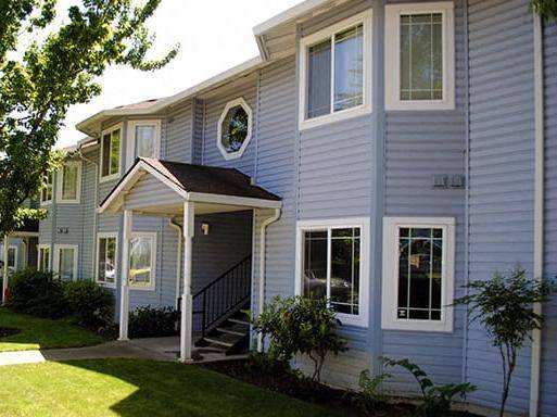 $1,739 / 2br - 950ft2 - Washer/Dryer, Ceiling Fan, Fitness Center, On-Site Management (12330 SE Bush St, Portland, OR 97236)63672600727681121