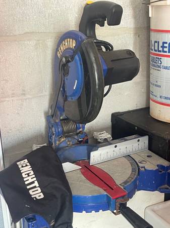 Benchtop MS-8R 8 1/4" Compound Miter Saw 1