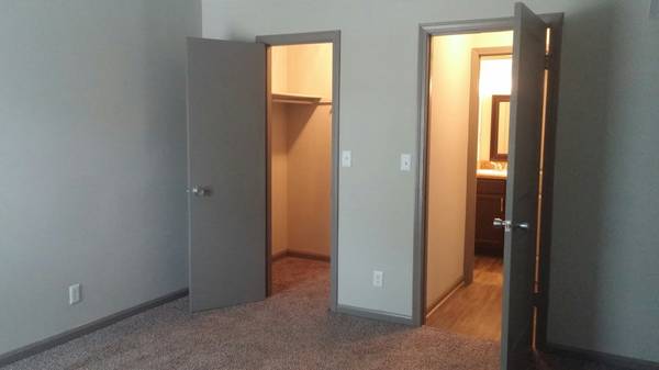 $1,099 / 1br - 688ft2 - Take the next big step, here with District! (Louisville)64008826321410121