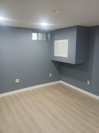 $900 / 350ft2 - 900 A Month Basement (Middle River)63974186067330120