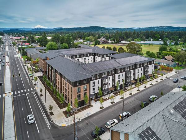 $1,139 / 1br - 487ft2 - Resident Services, Picnic Area, Courtyard (11560 SE Division St, Portland, OR)63820848895489122