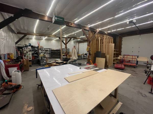 $3,400 / 3100ft2 - Ubicación privilegiada para tienda/almacén (Wenatchee)63851170052099122
