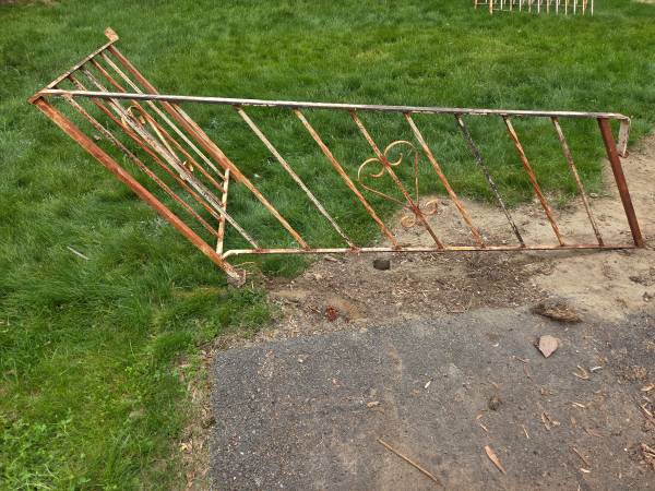 Steel Railing 1