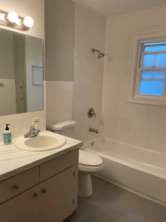 $2,400 / 2br - $2400 - Apartamento de 2 habitaciones/1 baño en Stoneham - SIN COMISIÓN DE CORRETAJE63856339140483122
