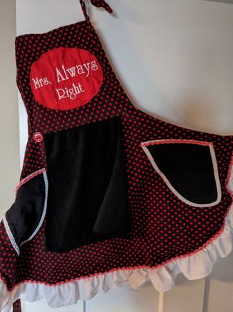 Kitchen Apron Mrs. Always Right 1
