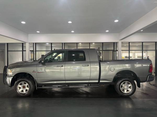 2013 Ram 2500 Mega Cab Big Horn Camioneta 4D 6 1/3 ft, 6 cilindros, diésel turbo - $24995.0063435537153665123