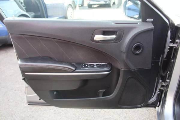 2018 Dodge Charger SXT Plus Sedan 4D *¡Garantías y Financiamiento Disponibles!!! - $14,999 (+ Platinum Motor Cars Of Las Vegas)63612027053057124